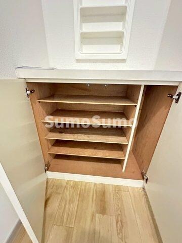 物件内観写真23　(収納のためのスペースです)