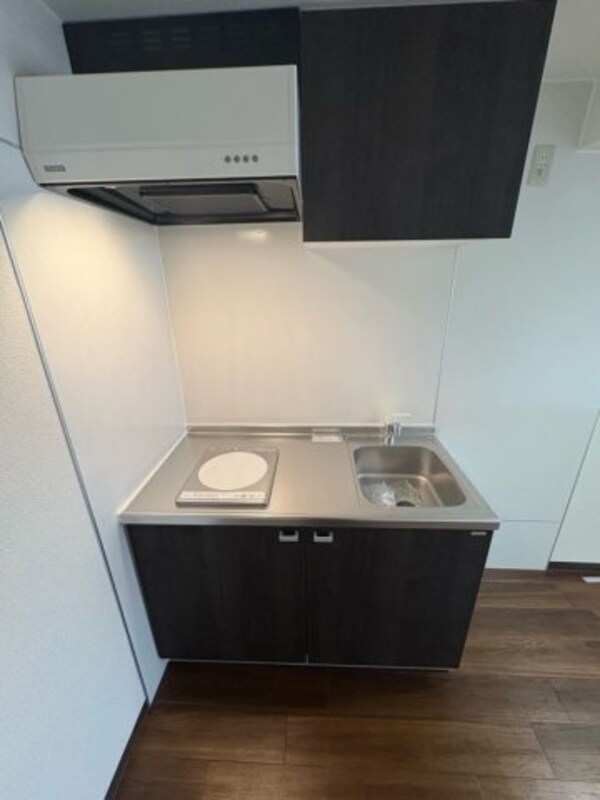 キッチン(コンパクトなキッチンで掃除もラクラク)