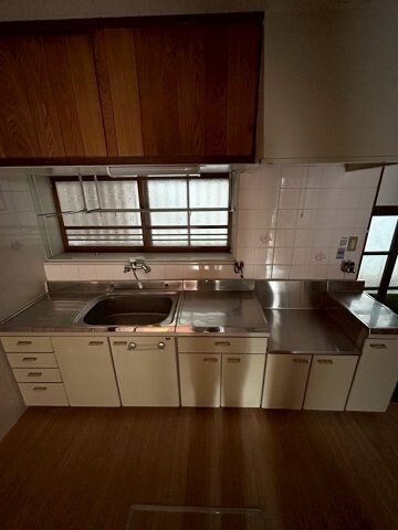 物件内観写真16　(きれいなキッチンです)