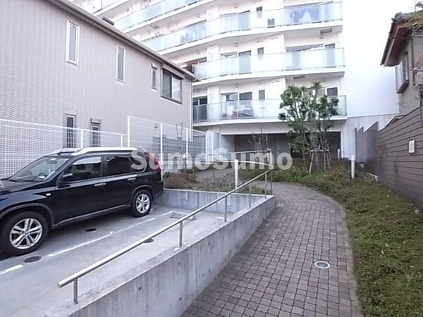 エントランス(清潔なエントランスです)