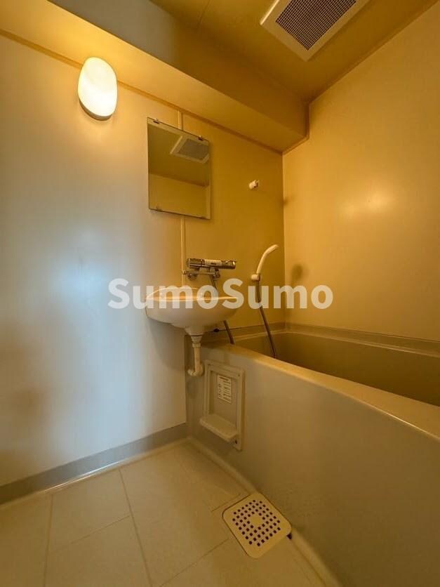 物件内観写真8　(お風呂です)