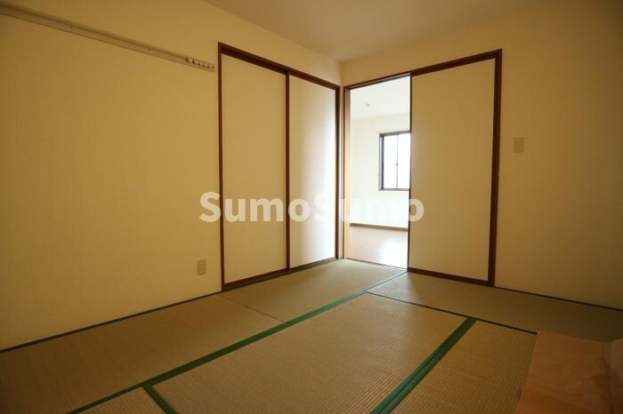 物件内観写真20　(趣のある和室です)