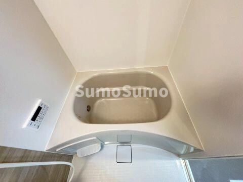 物件内観写真15　(日々の疲れを癒すお風呂付です)