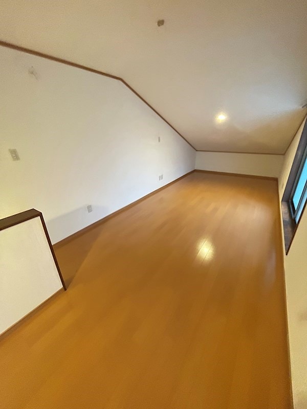 洋室(広々とした洋室です)