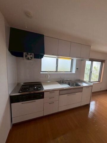 物件内観写真5　(使いやすいキッチンです)