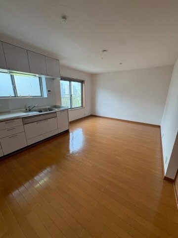 物件内観写真25　(おしゃれなリビングです)