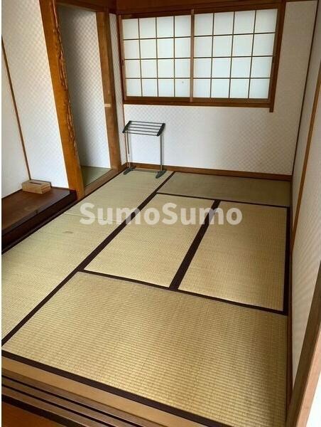 物件内観写真4　(和室があれば客間としても活用できます)