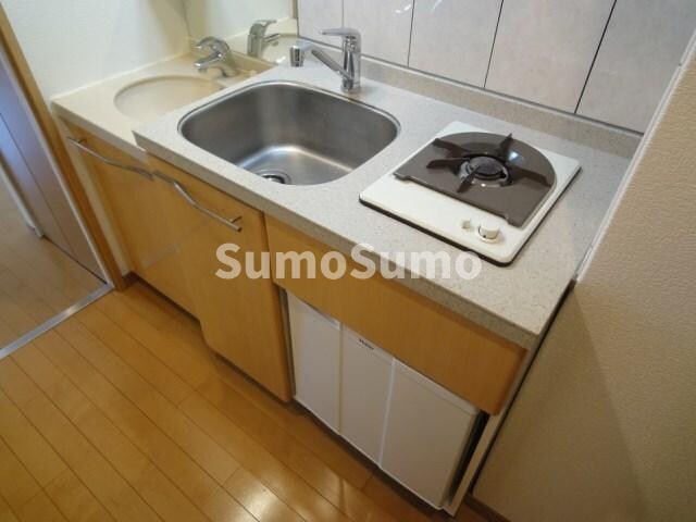 物件内観写真8　(お料理しやすいキッチンです)