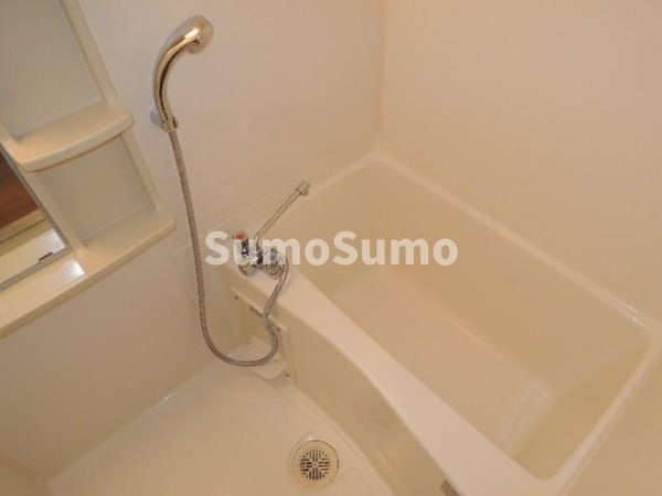 浴室(落ち着いた空間のお風呂です)