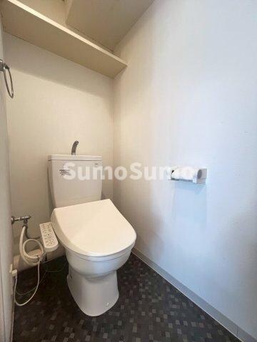物件内観写真13　(コンパクトで使いやすいトイレです)