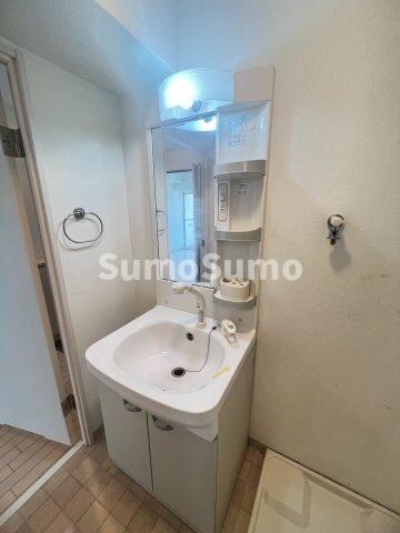 物件内観写真14　(忙しい朝には欠かせない洗面所です)