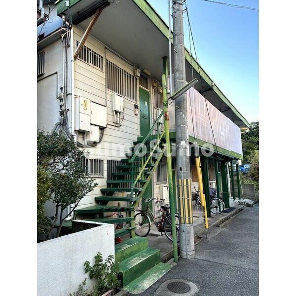 物件外観写真1　(おしゃれな外観です)