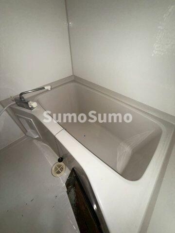 物件内観写真9　(日々の暮らしに欠かせないお風呂です)