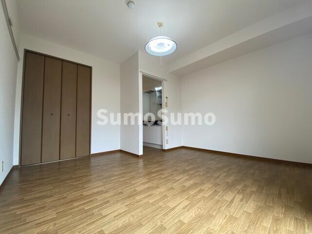 物件内観写真2　(居間です)