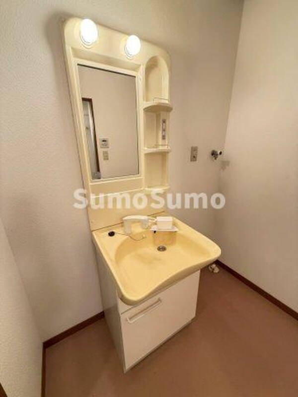 洗面・脱衣所(コンパクトで使いやすい洗面所)