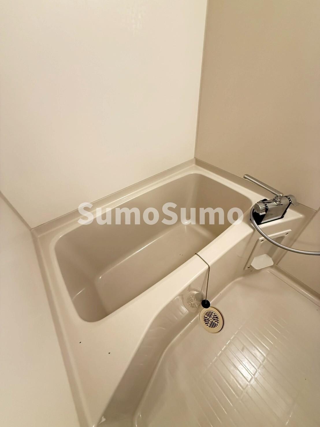 物件内観写真9　(お風呂です)