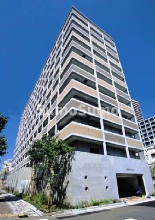 物件外観写真1　(きれいな外観です)