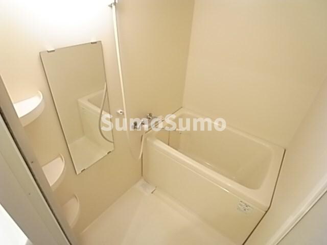 物件内観写真9　(ゆったり過ごせるお風呂です)