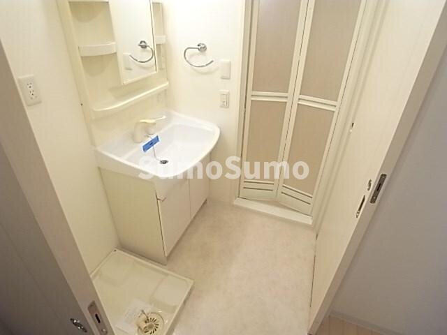 物件内観写真20　(スペースが確保できる洗面所です)