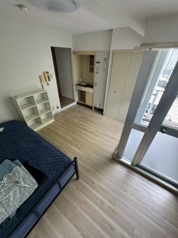 物件内観写真24　(ゆったりとしたリビングです)