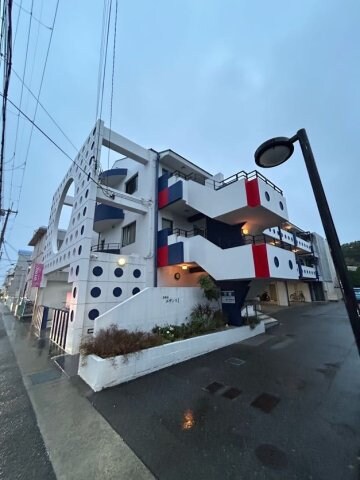 物件外観写真1　(おしゃれな外観です)