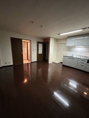 物件内観写真9　(おしゃれなリビングです)