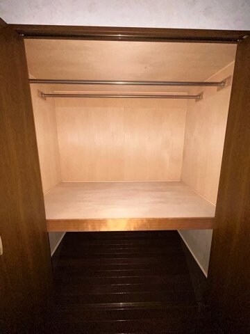 物件内観写真12　(収納スペース豊富です)