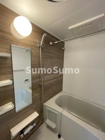 物件内観写真15　(きれいなお風呂です)