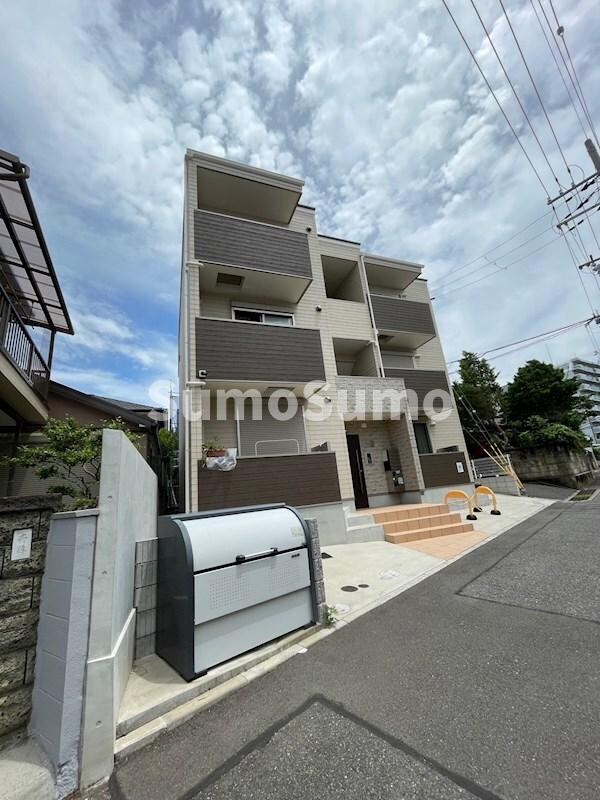 物件外観写真1　(建物外観を気になさる方へ、見た目の良い物件です)