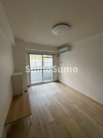 物件内観写真5　(ゆとりの広さです)