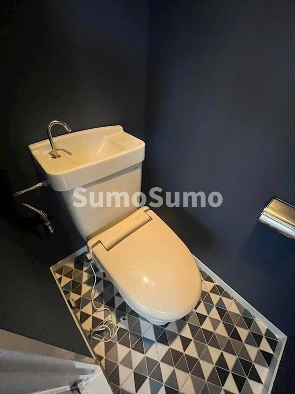 物件内観写真11　(清潔感のあるトイレです)