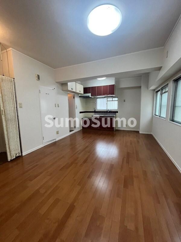 物件内観写真16　(居間です)