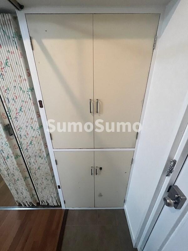 収納(小物を収納するのに便利です)