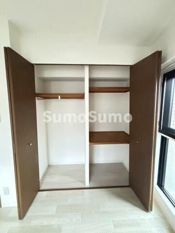 物件内観写真17　(小物を収納するのに便利です)