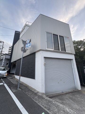 物件外観写真1　(外観もきれいです)