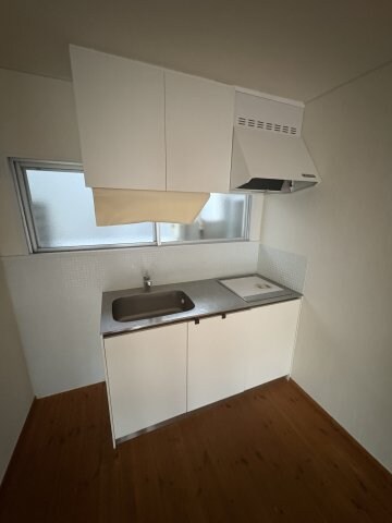 物件内観写真4　(お料理しやすいキッチンです)