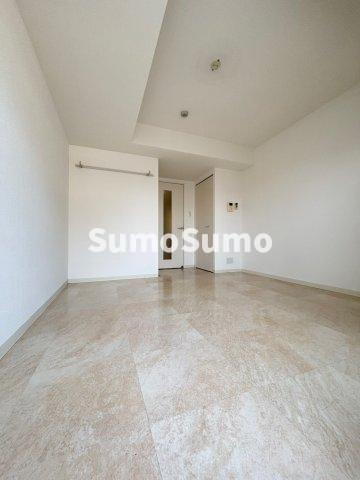 物件内観写真6　(ゆったり過ごせる居間です)