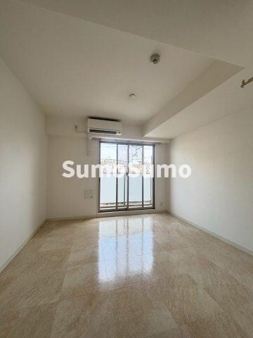 物件内観写真9　(使い勝手のいい寝室です)