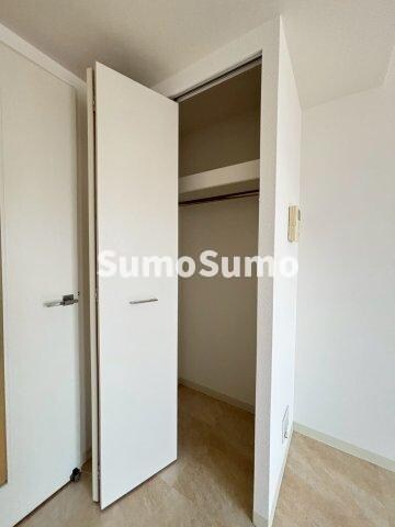 物件内観写真11　(便利な収納スペースです)