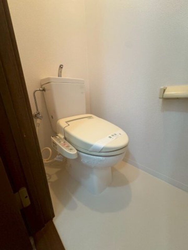 トイレ(落ち着いたトイレです)