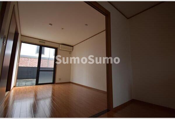 物件内観写真6　(使い勝手のいい寝室です)