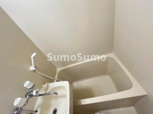 物件内観写真7　(きれいなお風呂です)