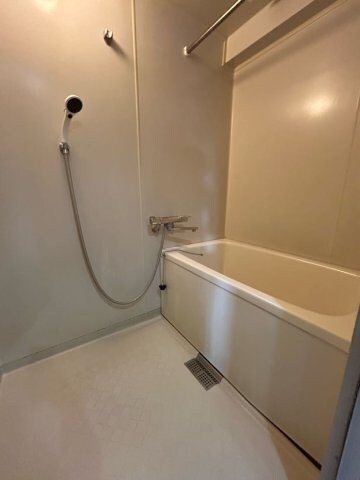 物件内観写真4　(お風呂で日々の疲れを落としましょう)