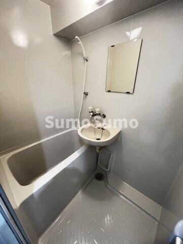 物件内観写真15　(コンパクトで使いやすいお風呂です)