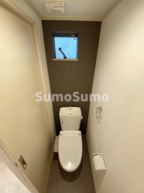 トイレ(コンパクトで使いやすいトイレです)