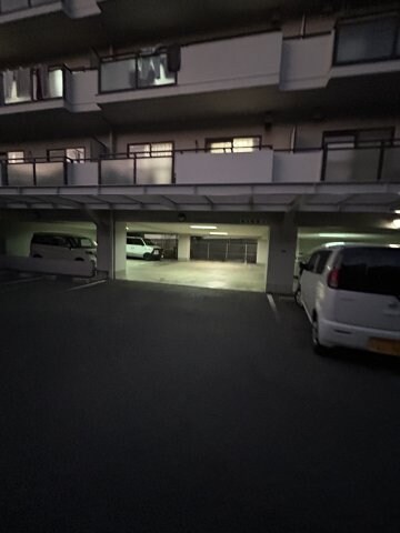 物件外観写真7　(駐車場があります)