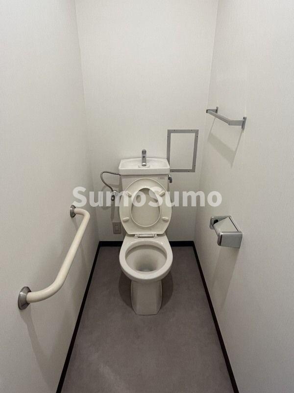 物件内観写真15　(清潔感のあるトイレです)