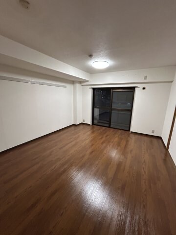 物件内観写真25　(ゆったり過ごせる居間です)