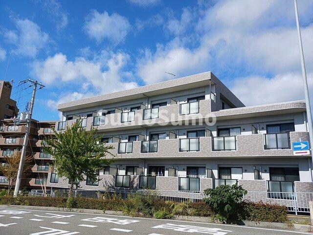 物件外観写真1　(物件の外観です)