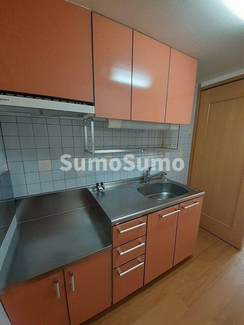 物件内観写真5　(お料理しやすいキッチンです)